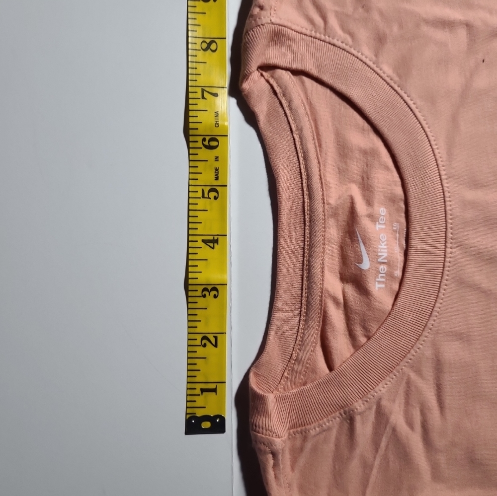The Nike tee xl - Picture 6 of 7